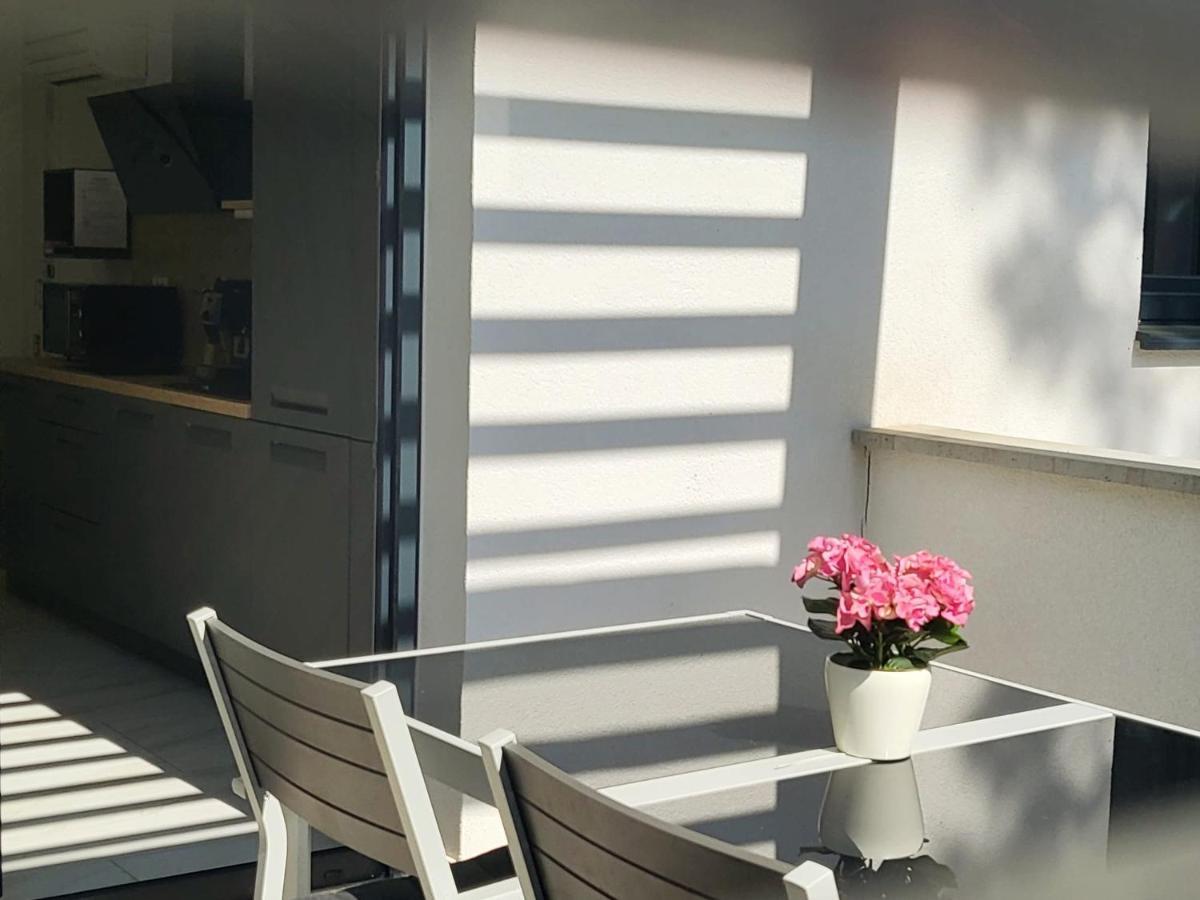 Apartments Elle Luxury Vantacici Malinska Bagian luar foto