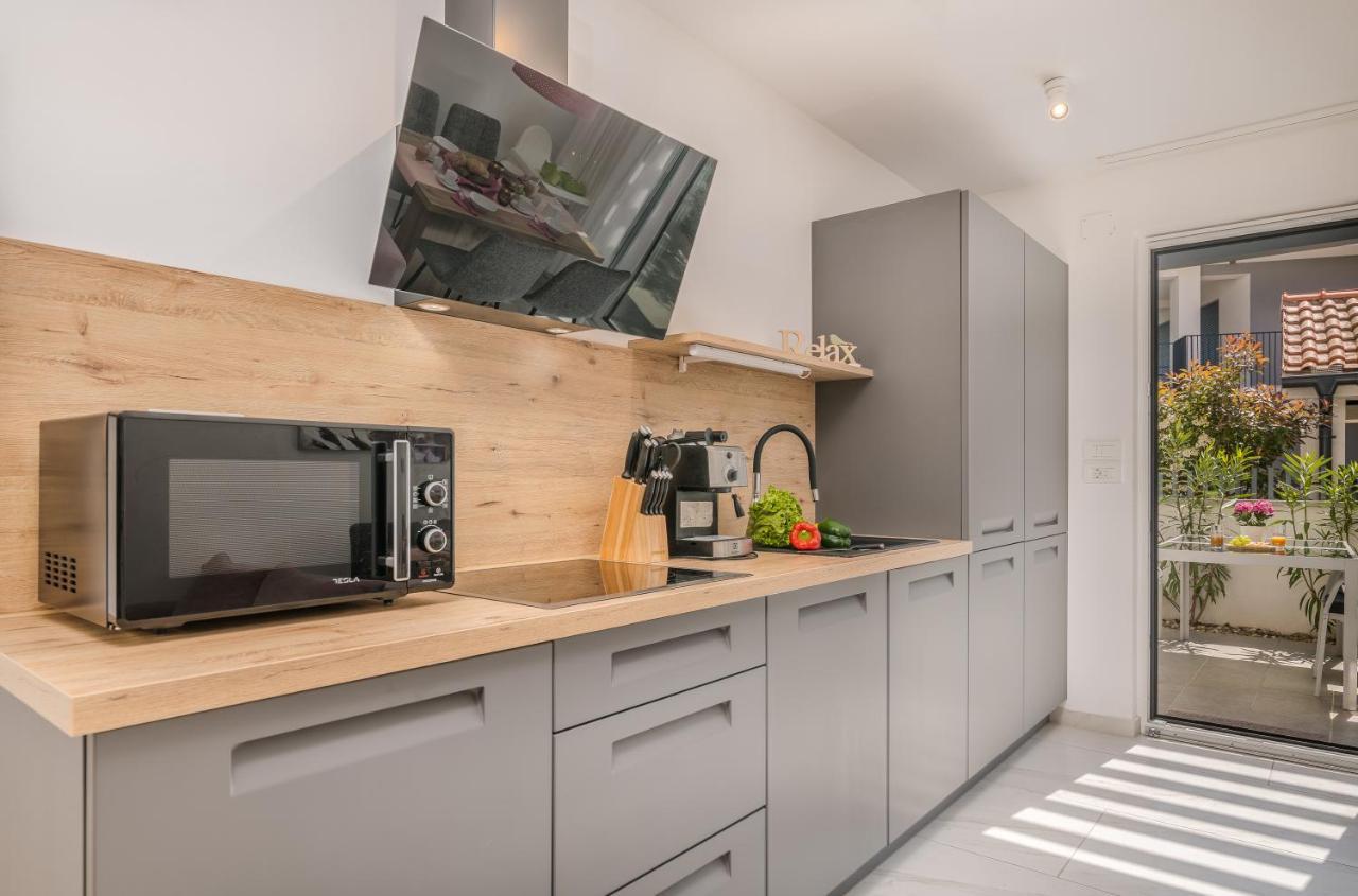 Apartments Elle Luxury Vantacici Malinska Bagian luar foto